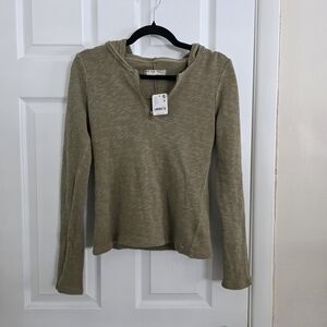 We The Free Zip Long Sleeve Hooded Shirt. Caimen